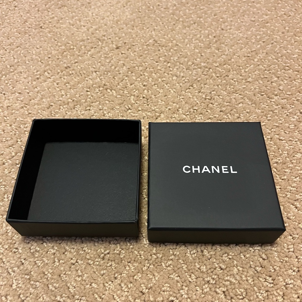 CHANEL Smaller Square EMPTY BOX 3.5in x 3.5in x 1in